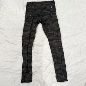 RBX camo print zipper pocket athletic leggings S